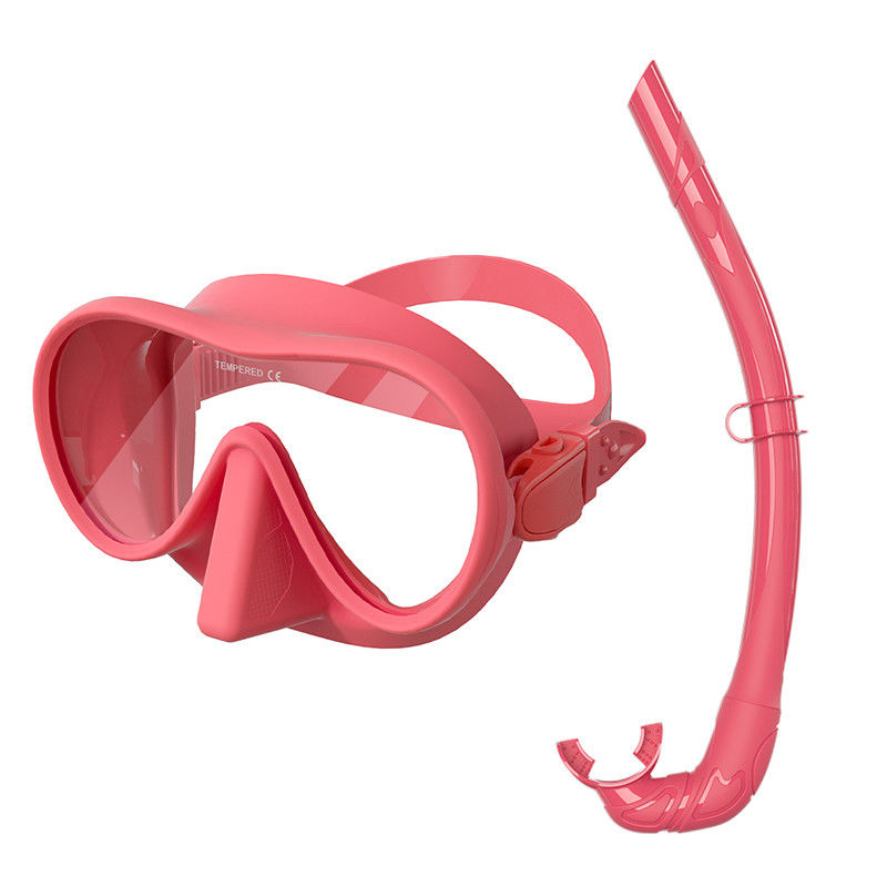 Adult Women Snorkel with Confidence in our Dive Set Sillicon/PC Mask Tube and Goggles Snorkel Mask Set